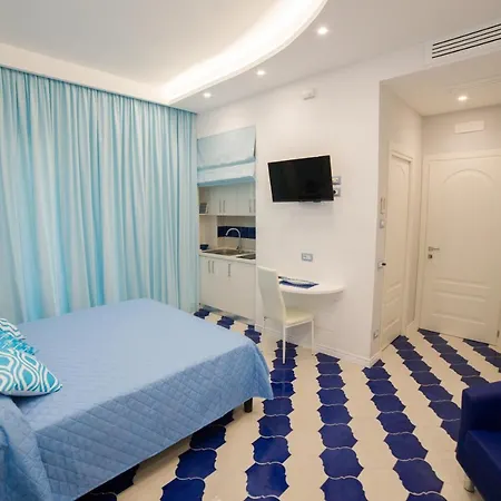 Marilisa Holidays 3* Maiori