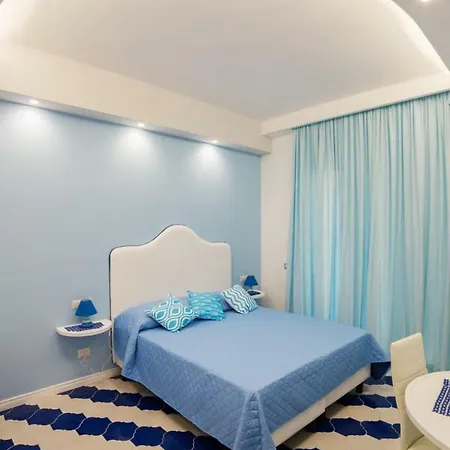 Marilisa Holidays Guest house Maiori
