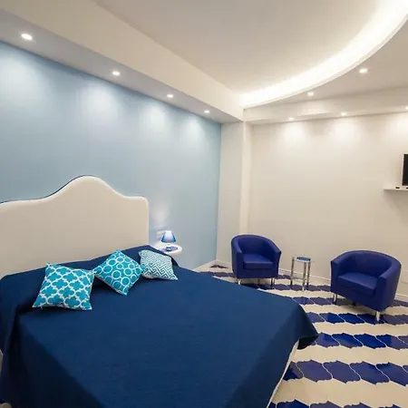 Marilisa Holidays ゲストハウス 3*