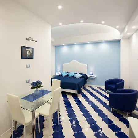 Marilisa Holidays ゲストハウス マイオーリ