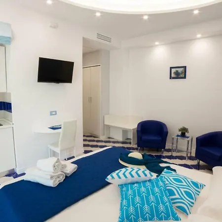 Marilisa Holidays ゲストハウス マイオーリ