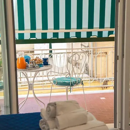 Marilisa Holidays マイオーリ